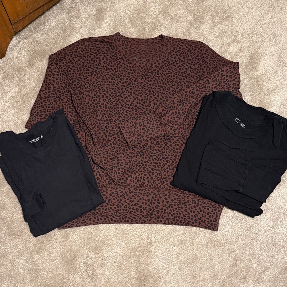 Abercrombie & Fitch Black Soft Crewneck and Leopard sweater